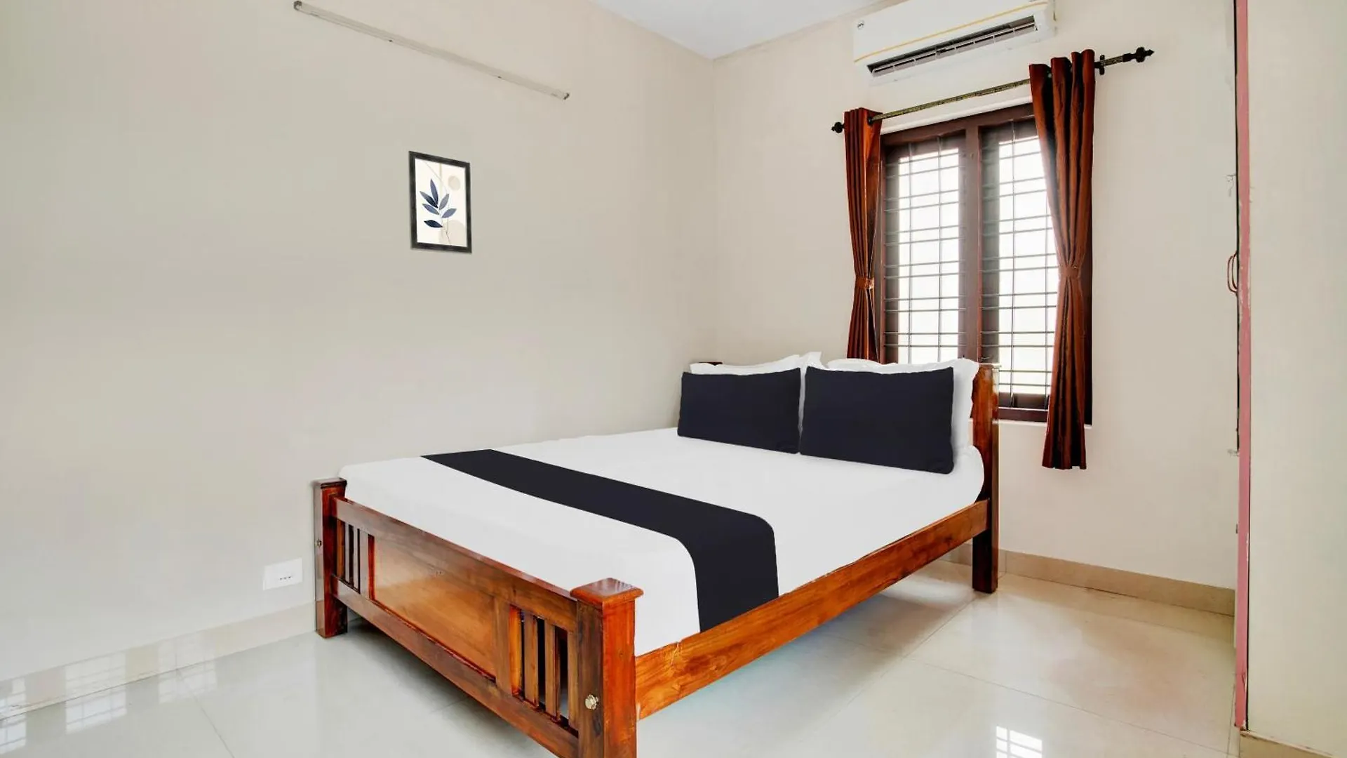 Hotel O Trivi Homestay كوفالام