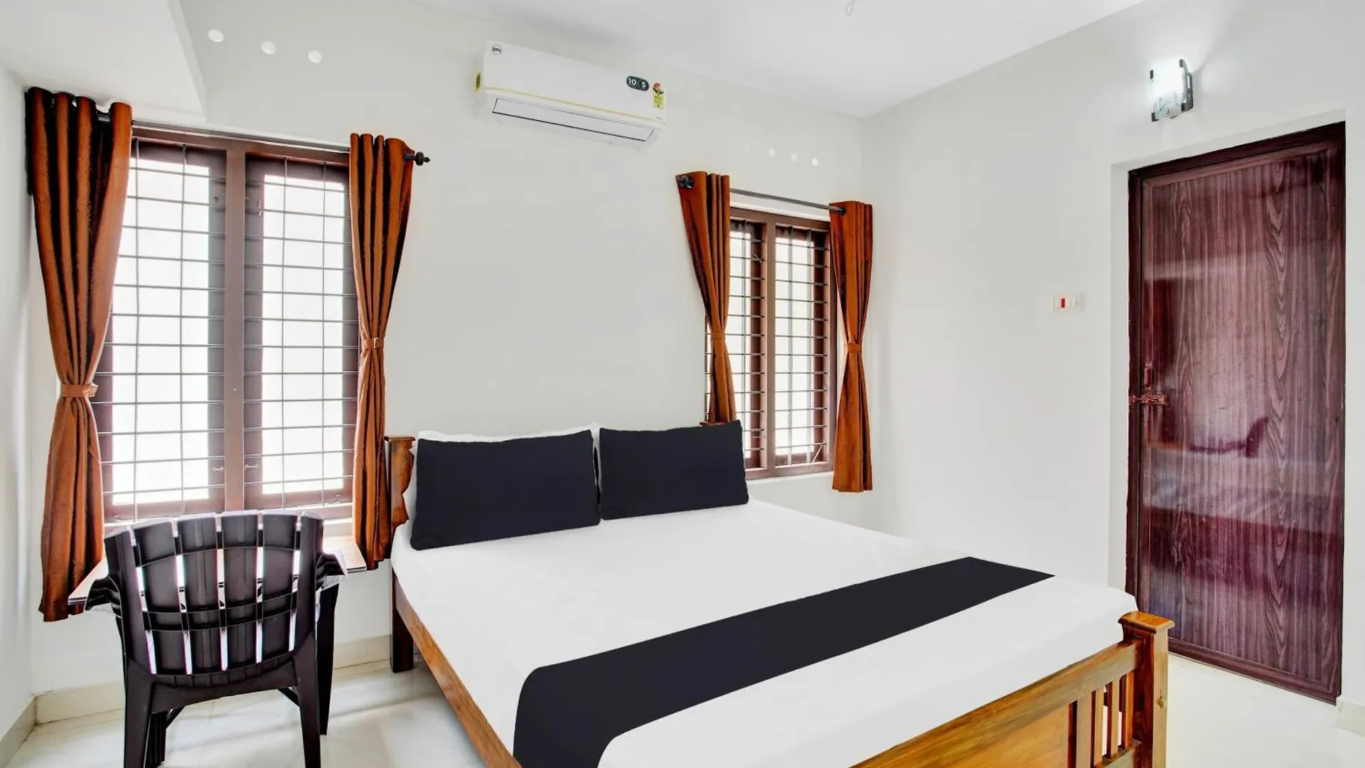 Hotel O Trivi Homestay كوفالام