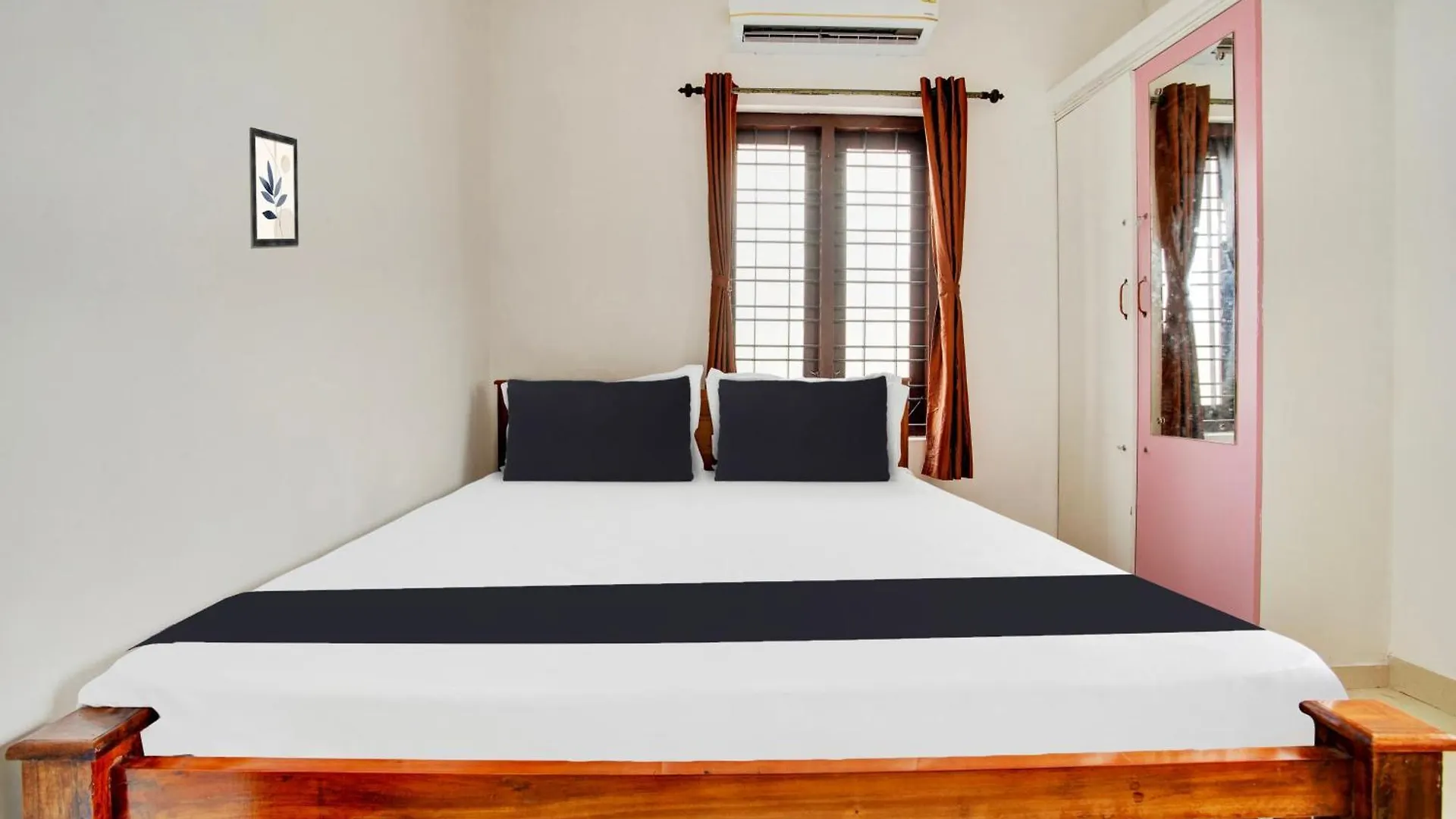 Hotel O Trivi Homestay كوفالام