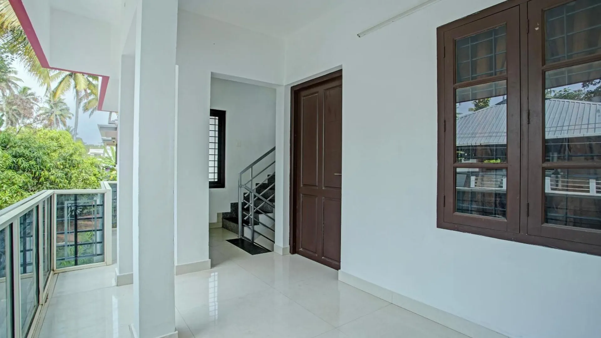 Hotel O Trivi Homestay كوفالام